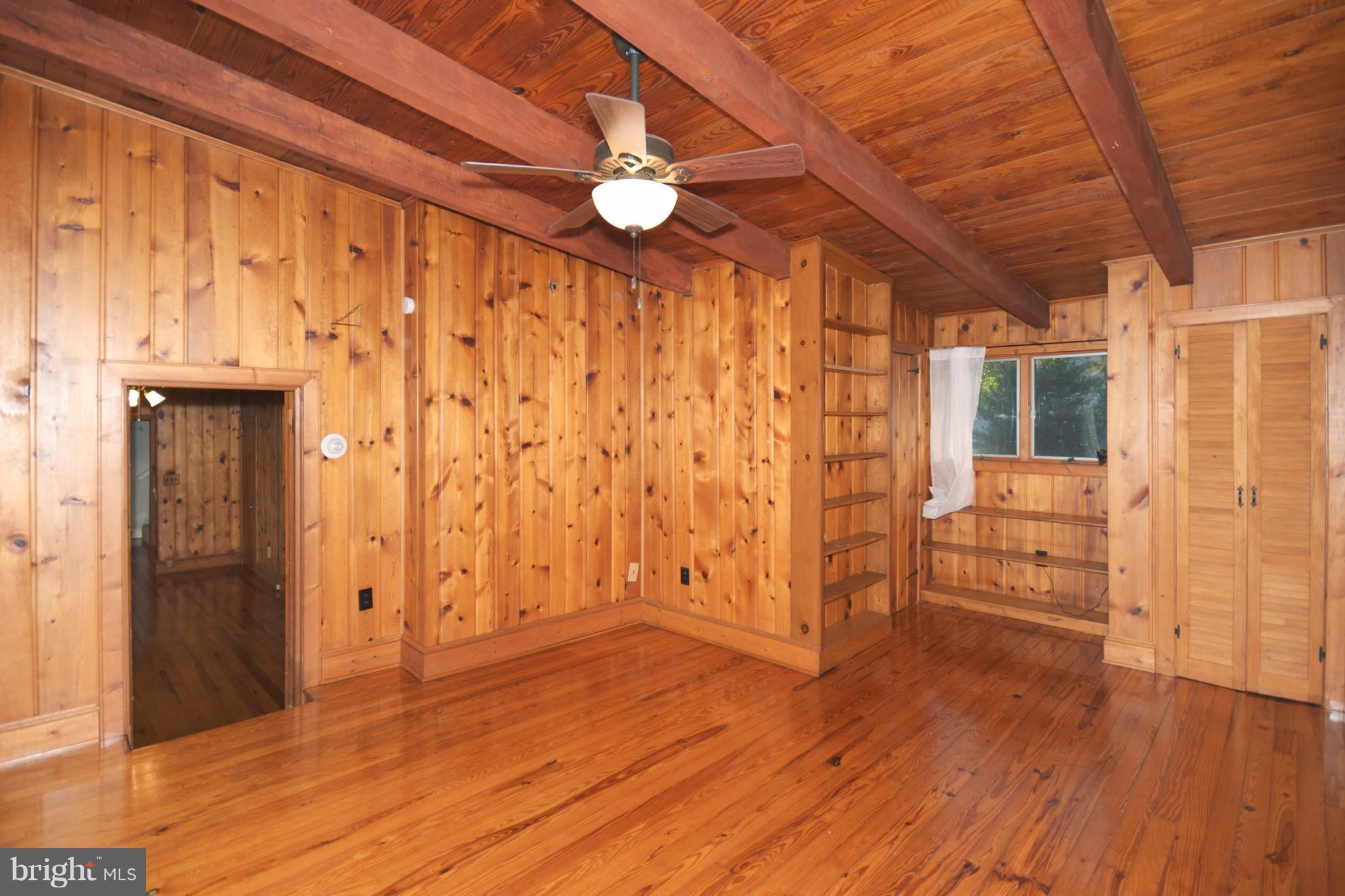 31 Pocahontas Road Front Royal, VA 22630 - Photo 10 of 29 Bedroom (Master)