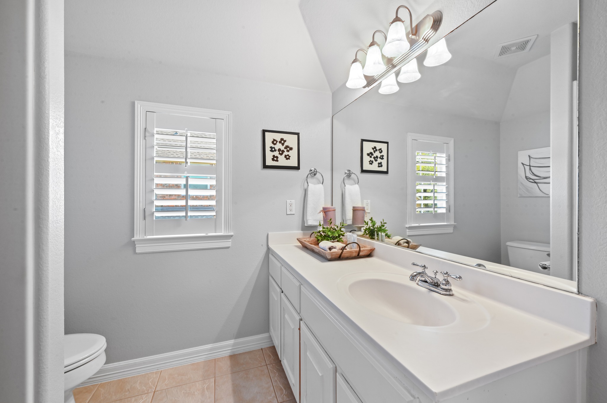 3125 Sun Drenched Path Austin, TX 78732 - Photo 26 of 38 Full guest bathroom on the second floor