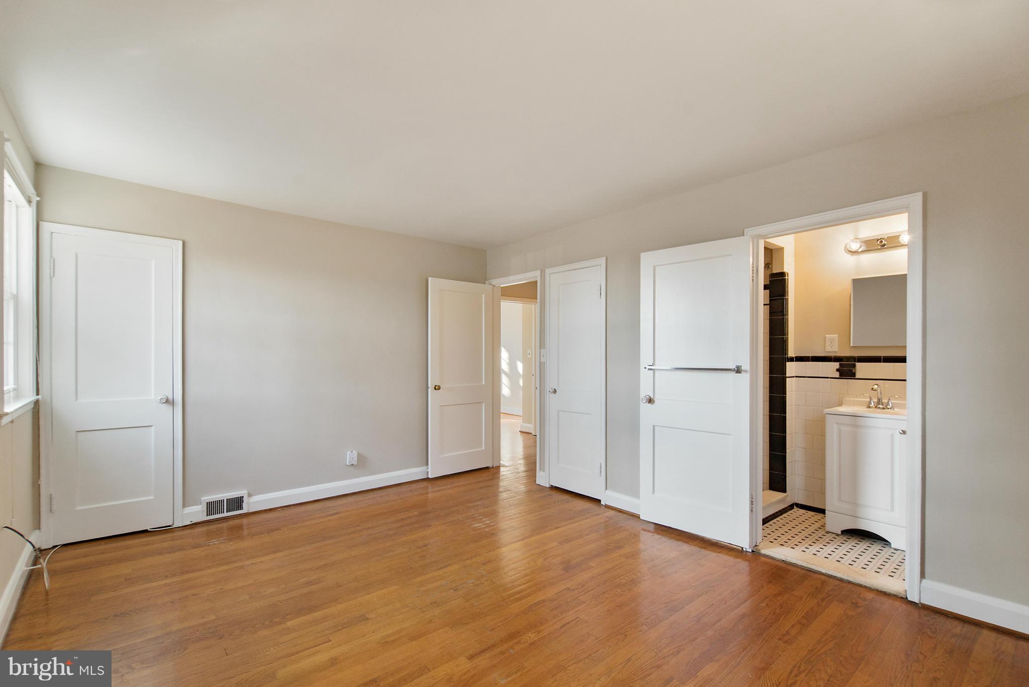 3900 Deepwood Road Baltimore, MD 21218 - Photo 18 of 30 Bedroom (Master)