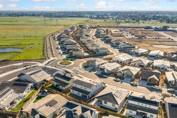 $929,888 | 9042 Elliott Spgs Drive, Elk Grove, CA 95624