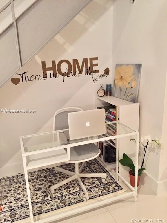 60 Southwest 13th Street, Unit 2822 Miami, FL 33130 - Photo 14 of 17