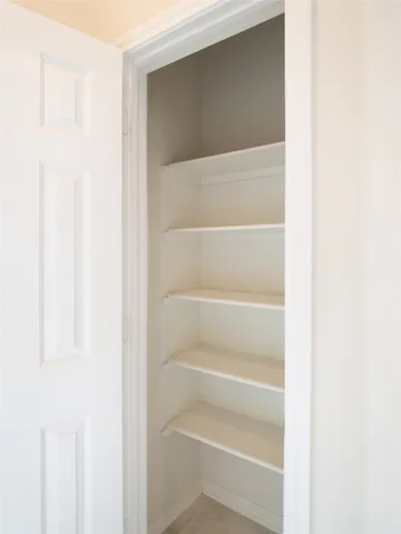 $2,400 | 2727 South Cedar Hollow Drive, Pearland, TX 77584