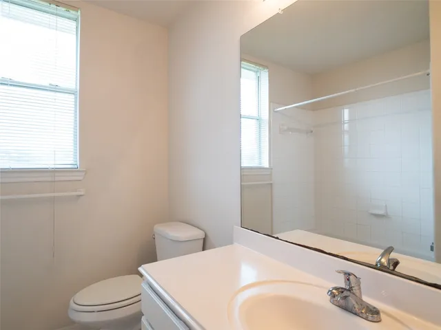 $2,400 | 2727 South Cedar Hollow Drive, Pearland, TX 77584