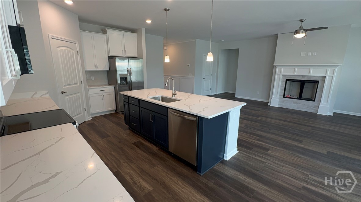 182 Glendale Circle Richmond Hill, GA 31324 - Photo 5 of 19 Kitchen