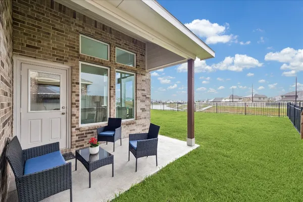 $355,000 | 23418 Malbec Drive, Alvin, TX 77511