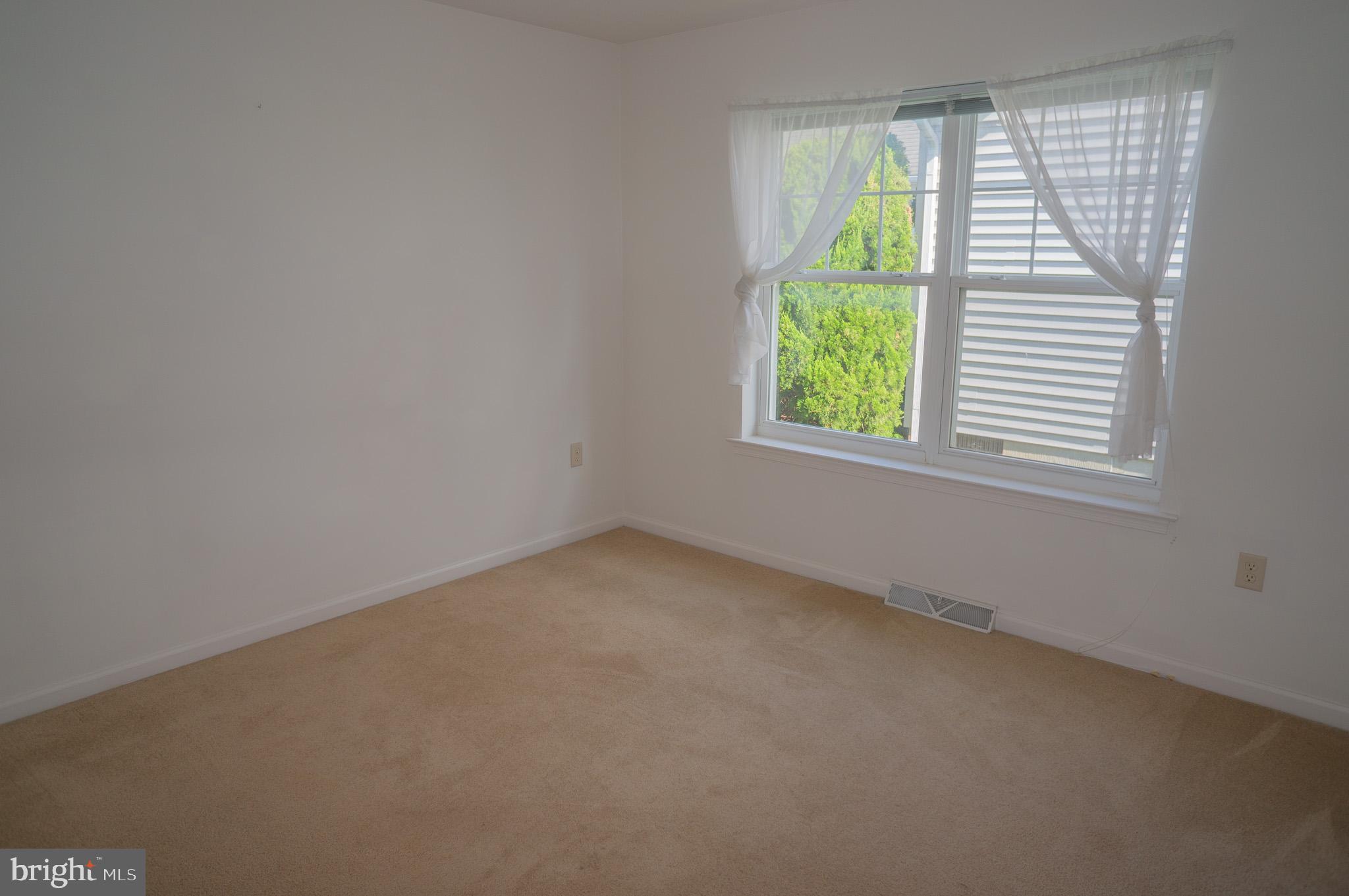 1221 Brighton Avenue Lititz, PA 17543 - Photo 32 of 57 an empty room with a window
