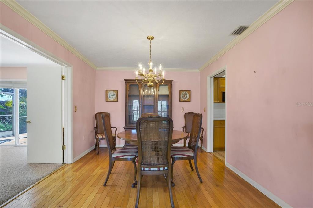 136 Lake Mariam Road Winter Haven, FL 33884 - Photo 11 of 55