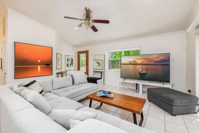 $774,999 | 125 South Rolling Hill Road, Tavernier, FL 33070