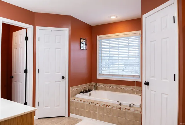 $415,000 | 515 Southridge Drive, Bedford, IN 47421