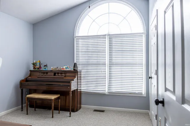 $415,000 | 515 Southridge Drive, Bedford, IN 47421