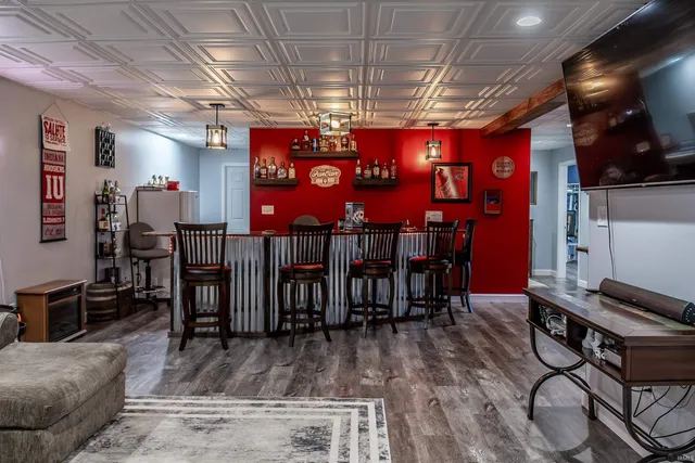 $415,000 | 515 Southridge Drive, Bedford, IN 47421