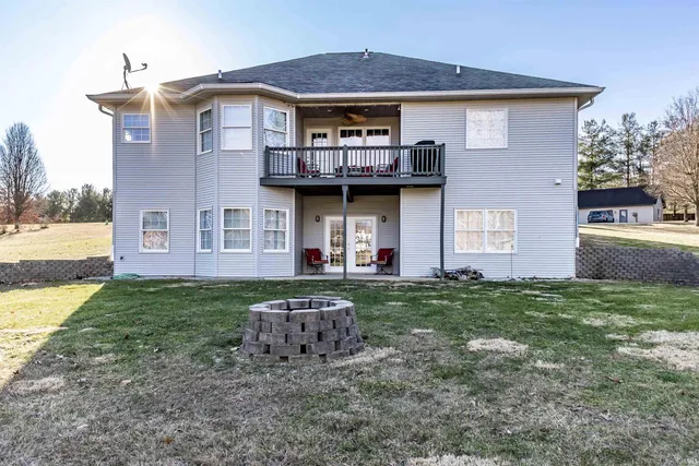 $415,000 | 515 Southridge Drive, Bedford, IN 47421