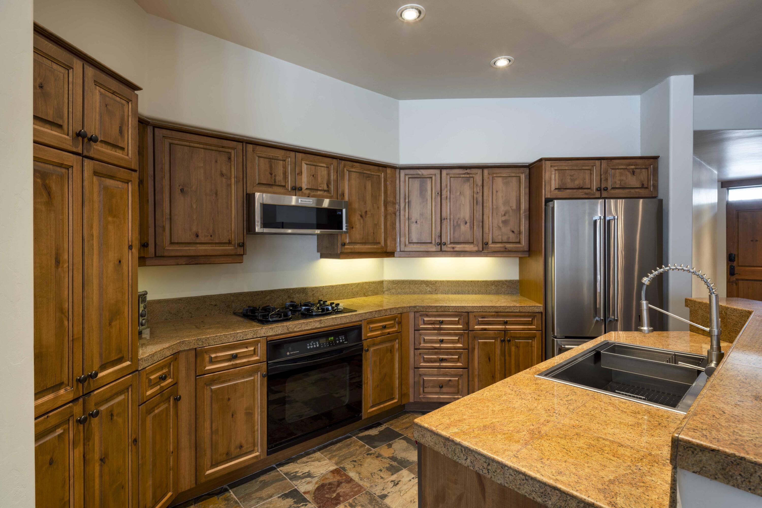 660 2nd Avenue South, Unit 5 Ketchum, ID 83340 - Photo 10 of 26 Westridge Unit 5