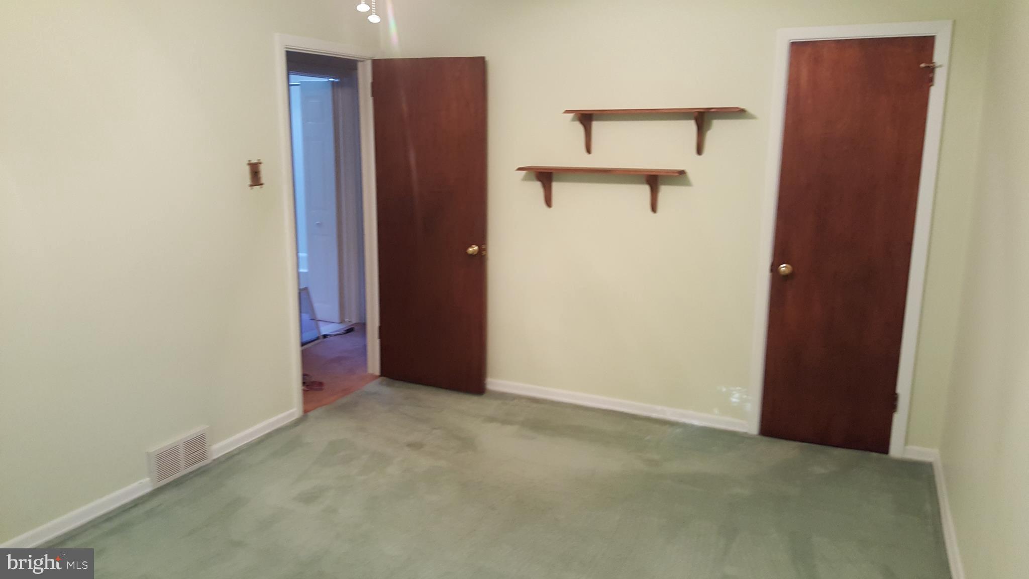 3636 Salina Road Philadelphia, PA 19154 - Photo 15 of 25 Gallery Image 15
