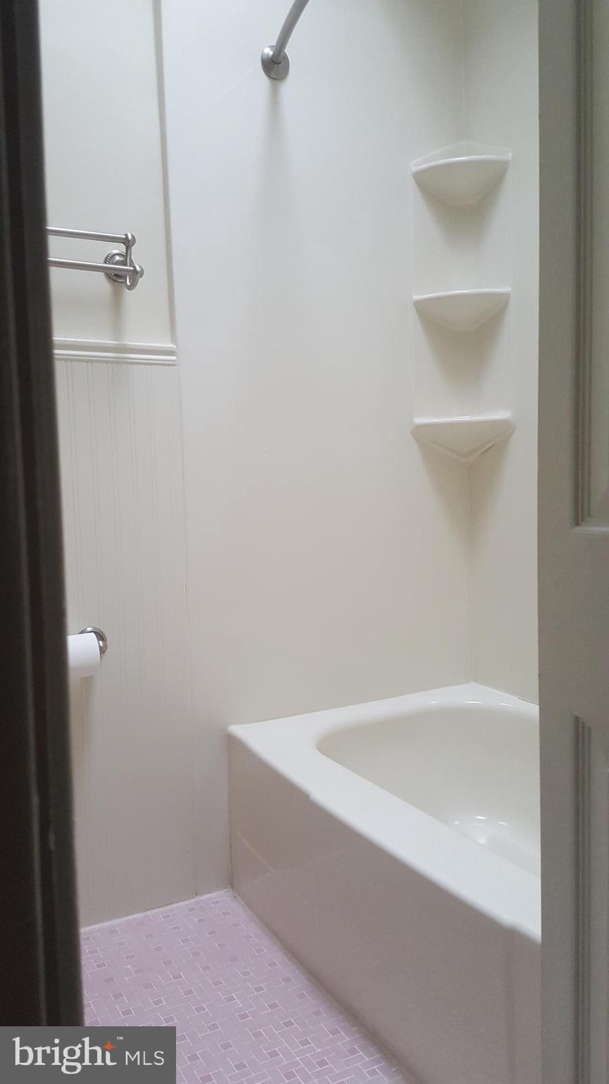 3636 Salina Road Philadelphia, PA 19154 - Photo 20 of 25 Gallery Image 20