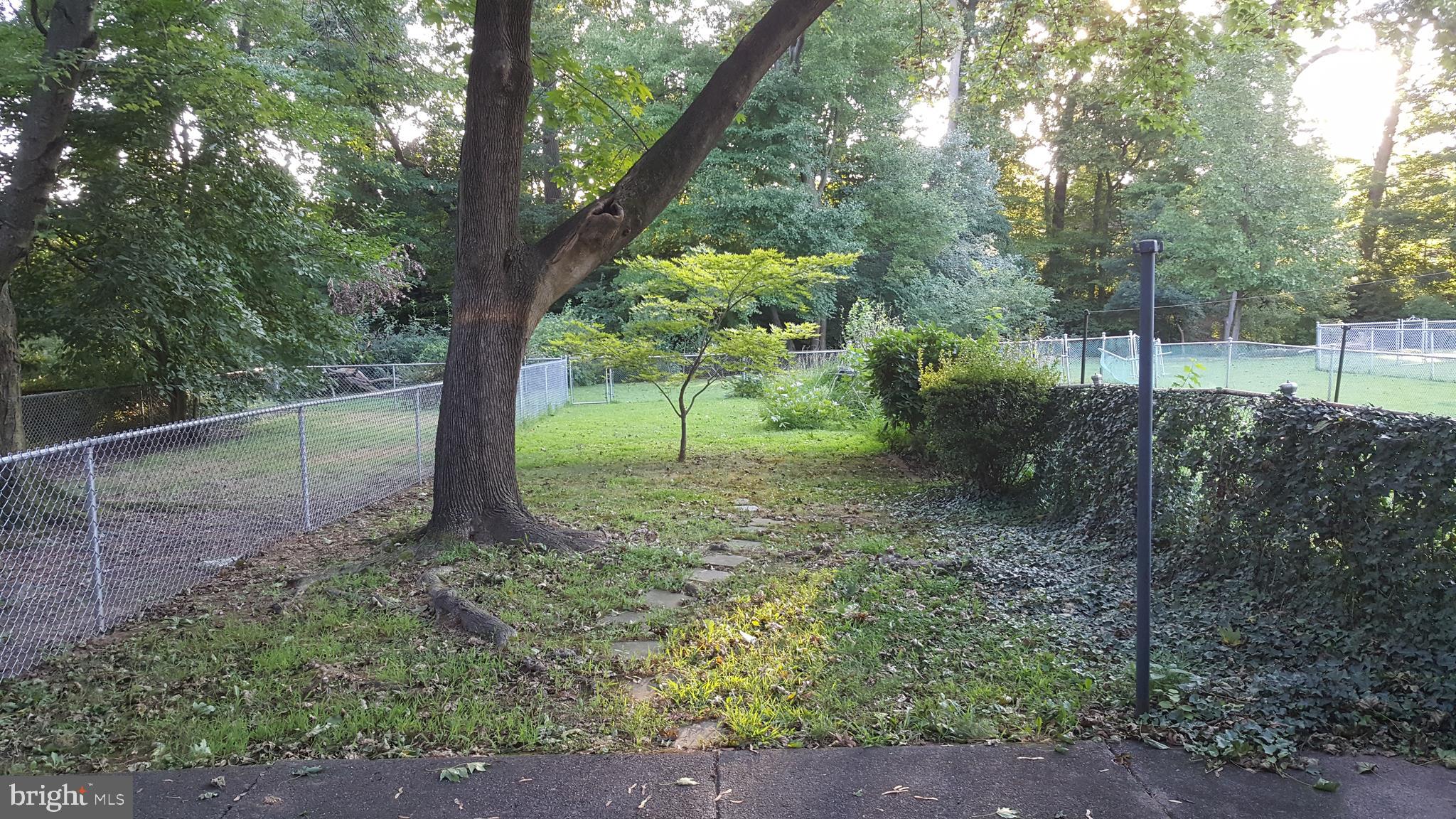 3636 Salina Road Philadelphia, PA 19154 - Photo 3 of 25 Gallery Image 3