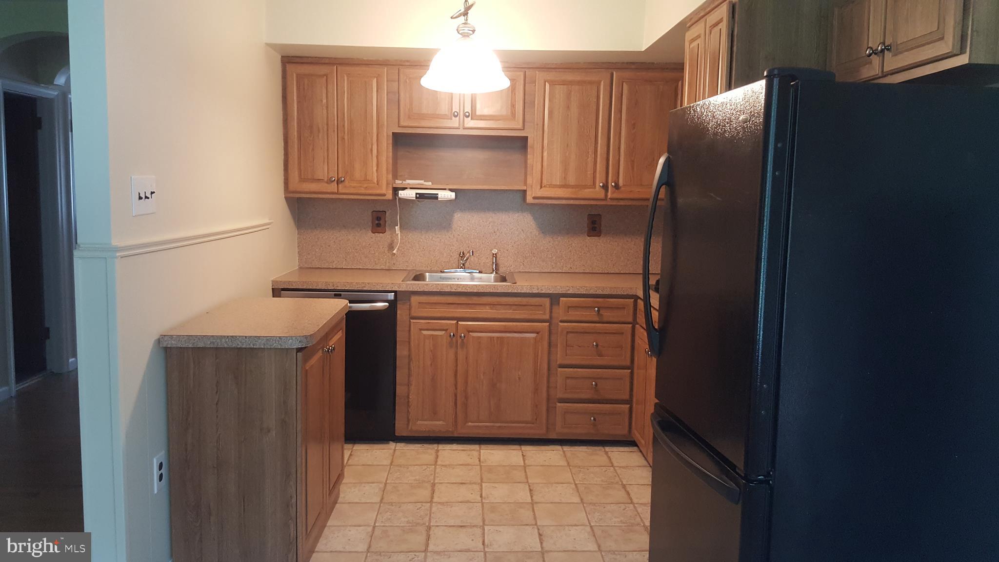 3636 Salina Road Philadelphia, PA 19154 - Photo 6 of 25 Gallery Image 6