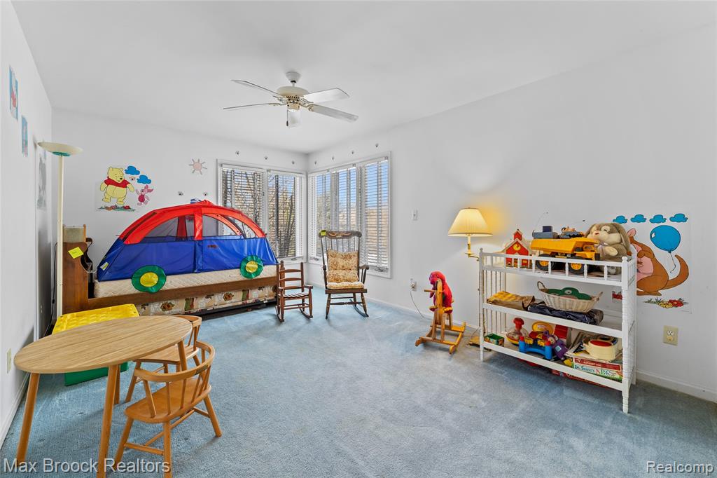 41450 Mission Lane Novi, MI 48167 - Photo 25 of 44