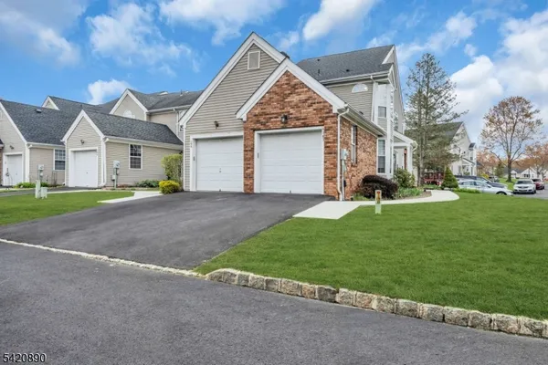 $495,000 | 166 Aster Court, Whitehouse Station, NJ 08889