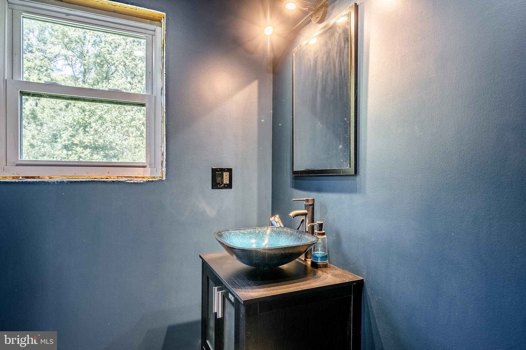 126 Crow Hill Road Barto, PA 19504 - Photo 22 of 43 Upstairs full bath