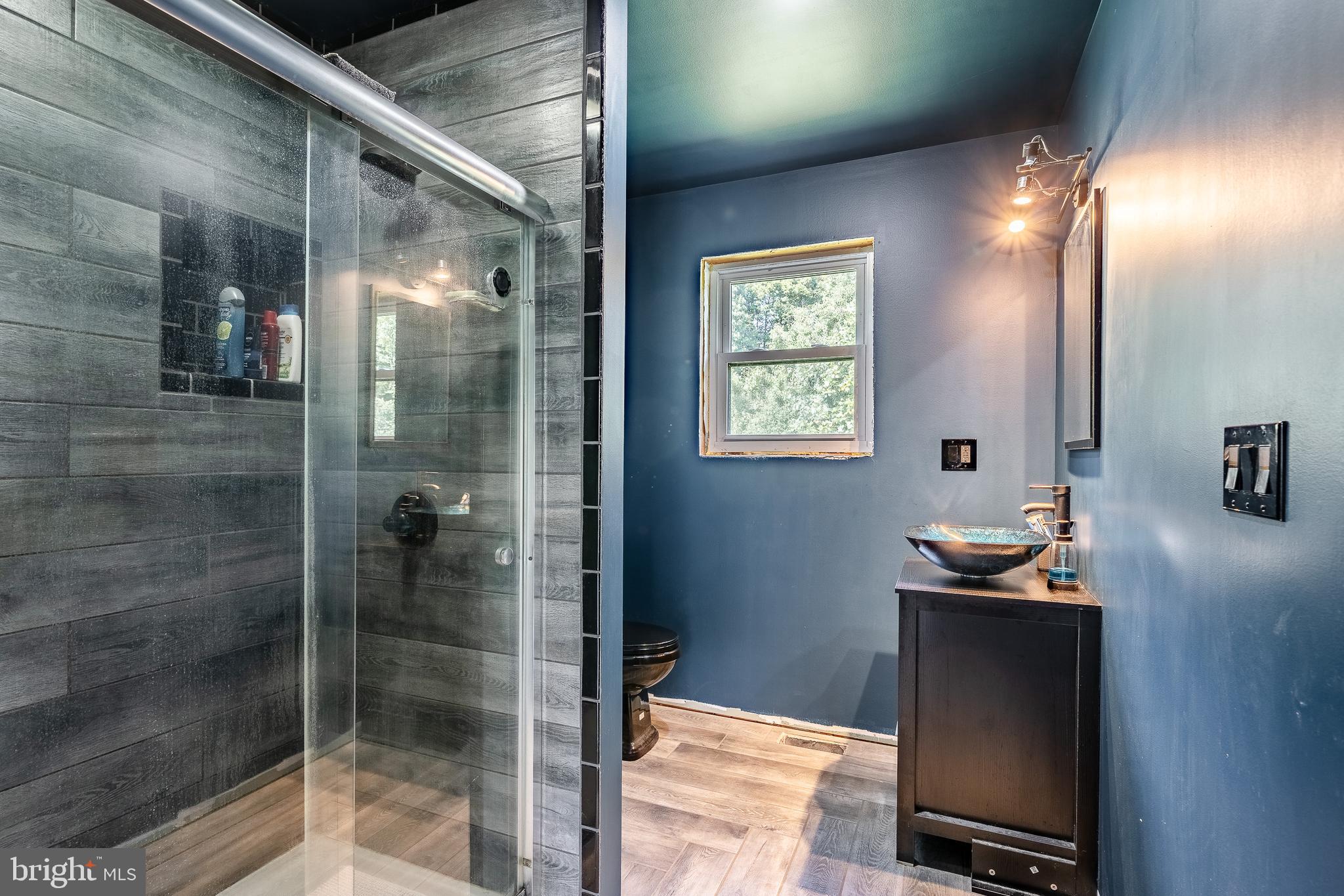 126 Crow Hill Road Barto, PA 19504 - Photo 23 of 43 Upstairs full bath