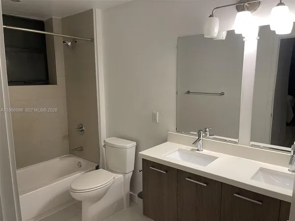 $4,200 | 1120 98th Street, Unit 204, Bay Harbor Islands, FL 33154