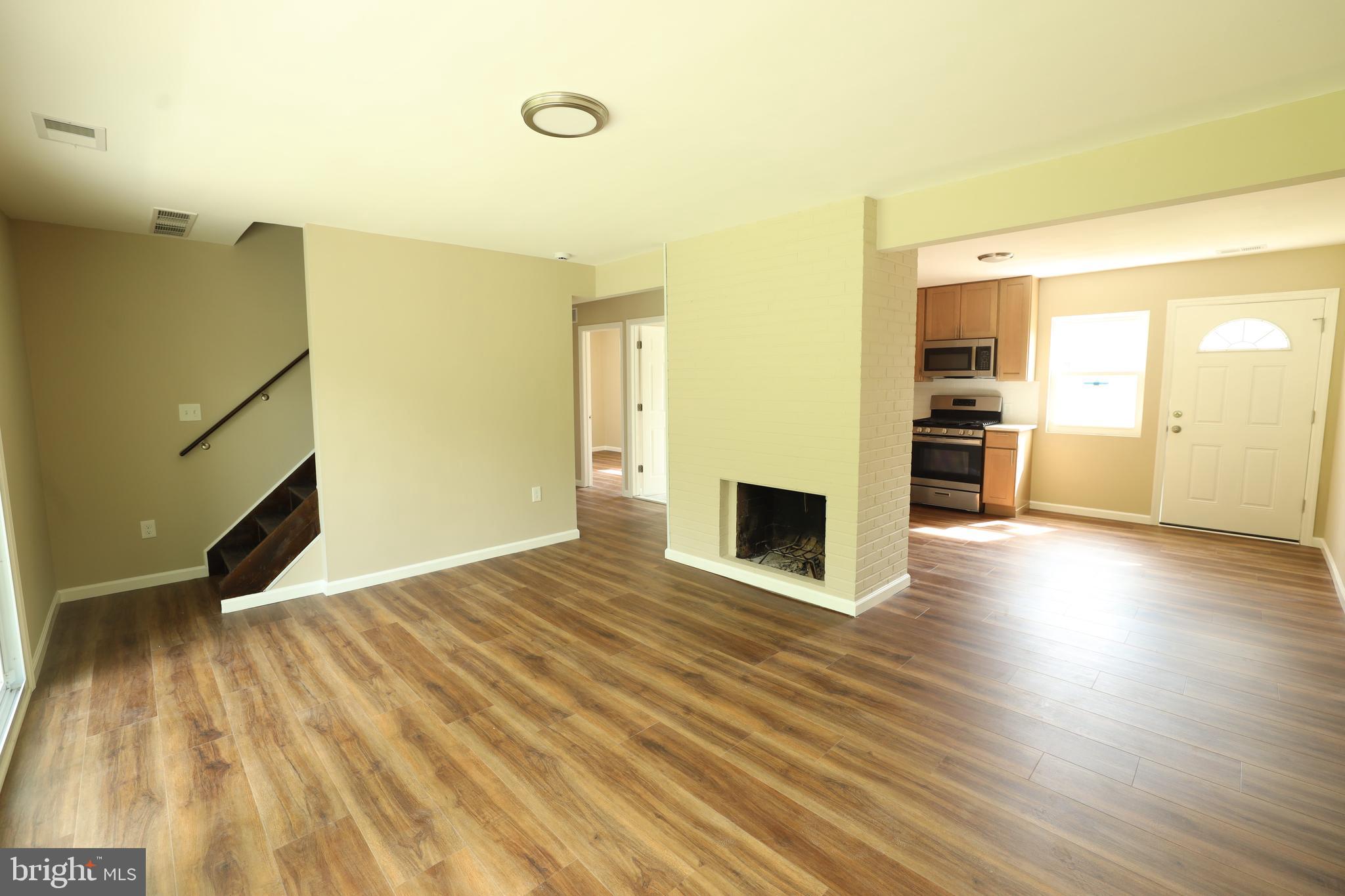 9334 Treaty Road Philadelphia, PA 19114 - Photo 2 of 22 Gallery Image 2
