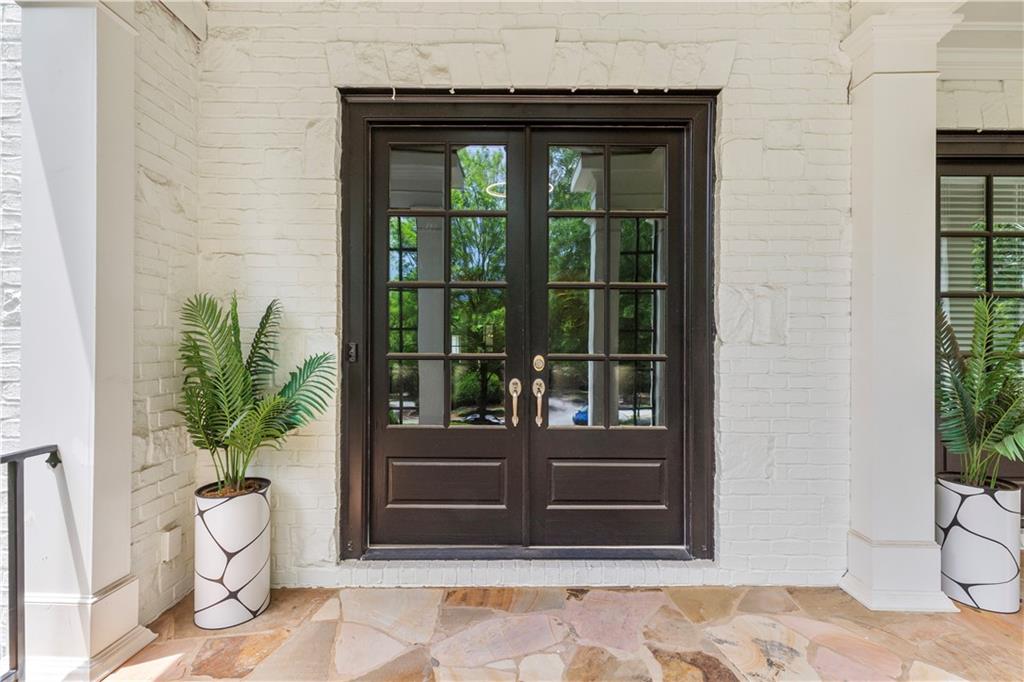 980 Fenimore Circle Atlanta, GA 30350 - Photo 3 of 72