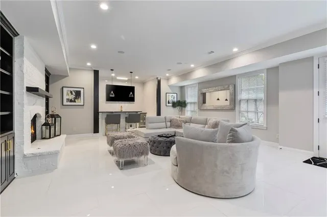 $2,100,000 | 980 Fenimore Circle, Atlanta, GA 30350