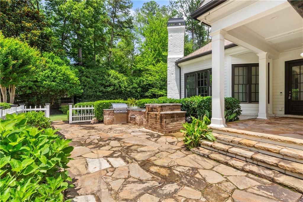 980 Fenimore Circle Atlanta, GA 30350 - Photo 8 of 72