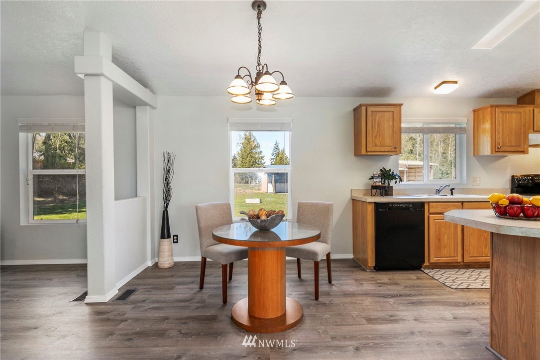 965 4 Corners Road Port Townsend, WA 98368 - Photo 11 of 35 Gallery Image 11
