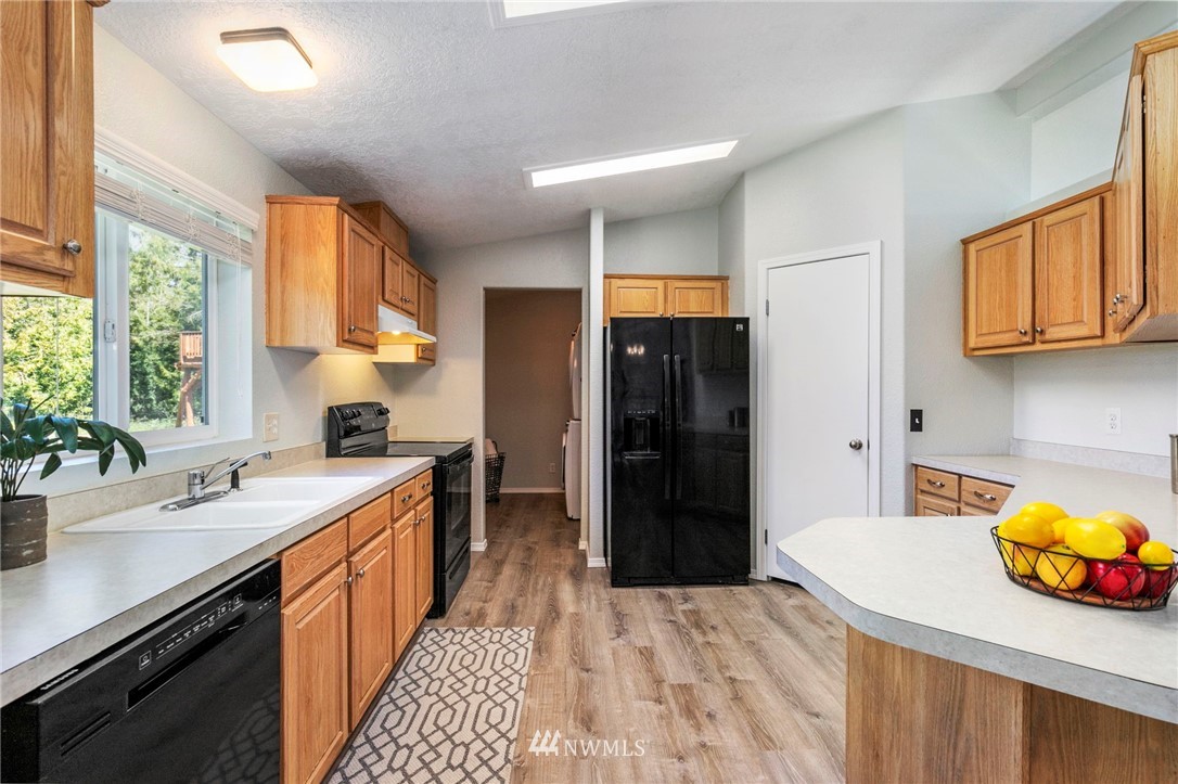 965 4 Corners Road Port Townsend, WA 98368 - Photo 12 of 35 Gallery Image 12
