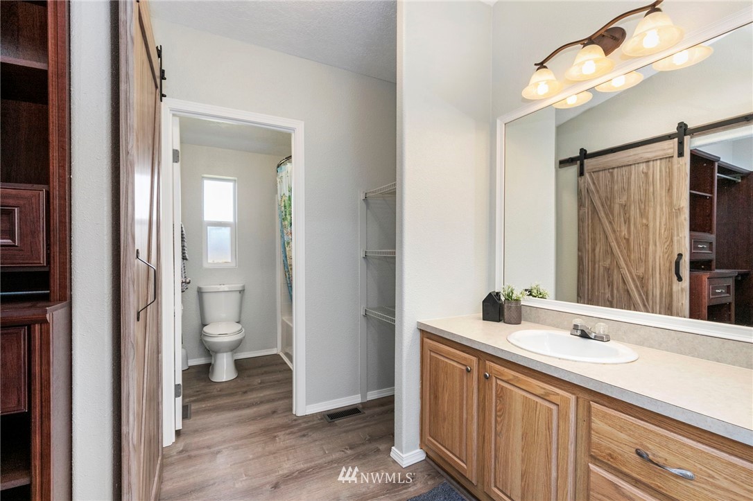 965 4 Corners Road Port Townsend, WA 98368 - Photo 17 of 35 Gallery Image 17