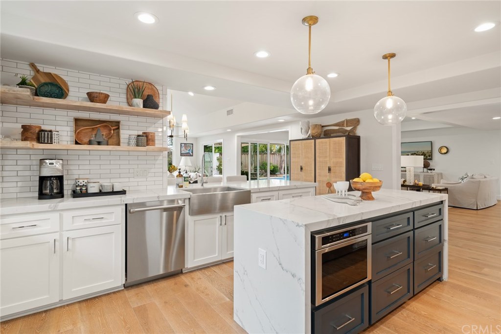 2112 Windward Lane Newport Beach, CA 92660 - Photo 11 of 39