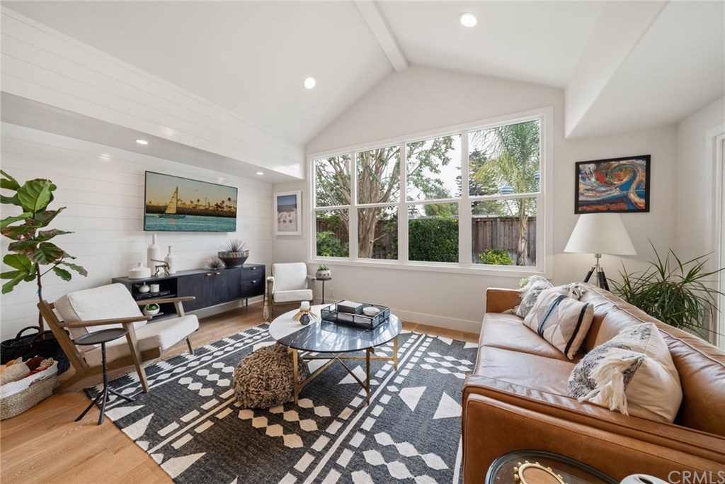 2112 Windward Lane Newport Beach, CA 92660 - Photo 16 of 39