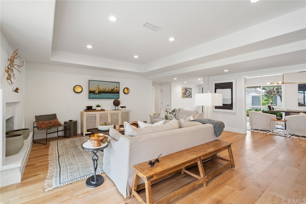 2112 Windward Lane Newport Beach, CA 92660 - Photo 6 of 39