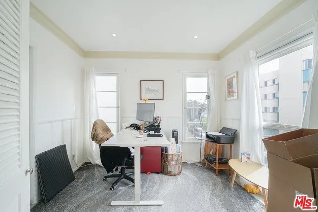 $2,950 | 5139 Marathon Street, Los Angeles, CA 90038