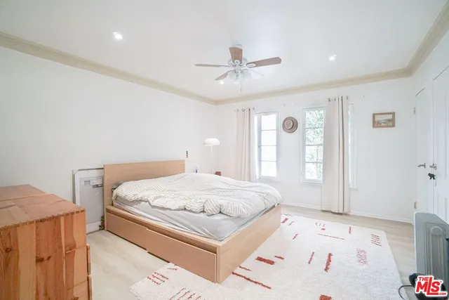 $2,950 | 5139 Marathon Street, Los Angeles, CA 90038