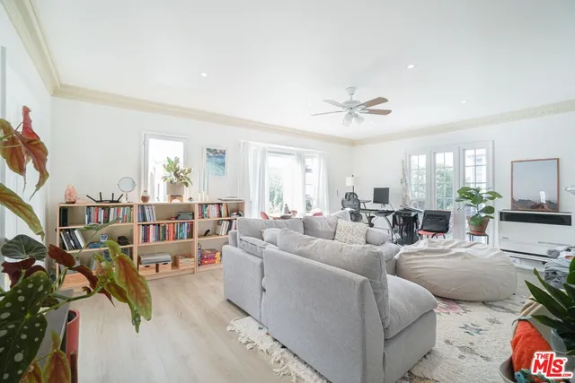 $2,950 | 5139 Marathon Street, Los Angeles, CA 90038