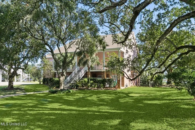 $1,150,000 | 248 Lovers Lane, Ocean Springs, MS 39564