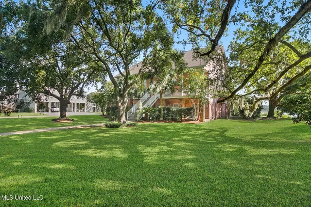 $1,150,000 | 248 Lovers Lane, Ocean Springs, MS 39564
