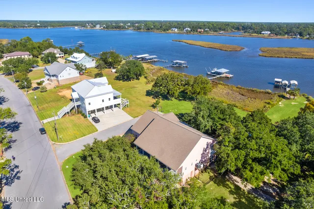 $1,150,000 | 248 Lovers Lane, Ocean Springs, MS 39564