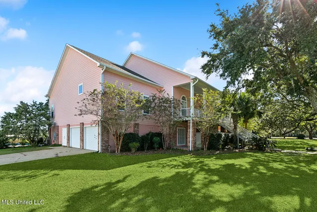 $1,150,000 | 248 Lovers Lane, Ocean Springs, MS 39564