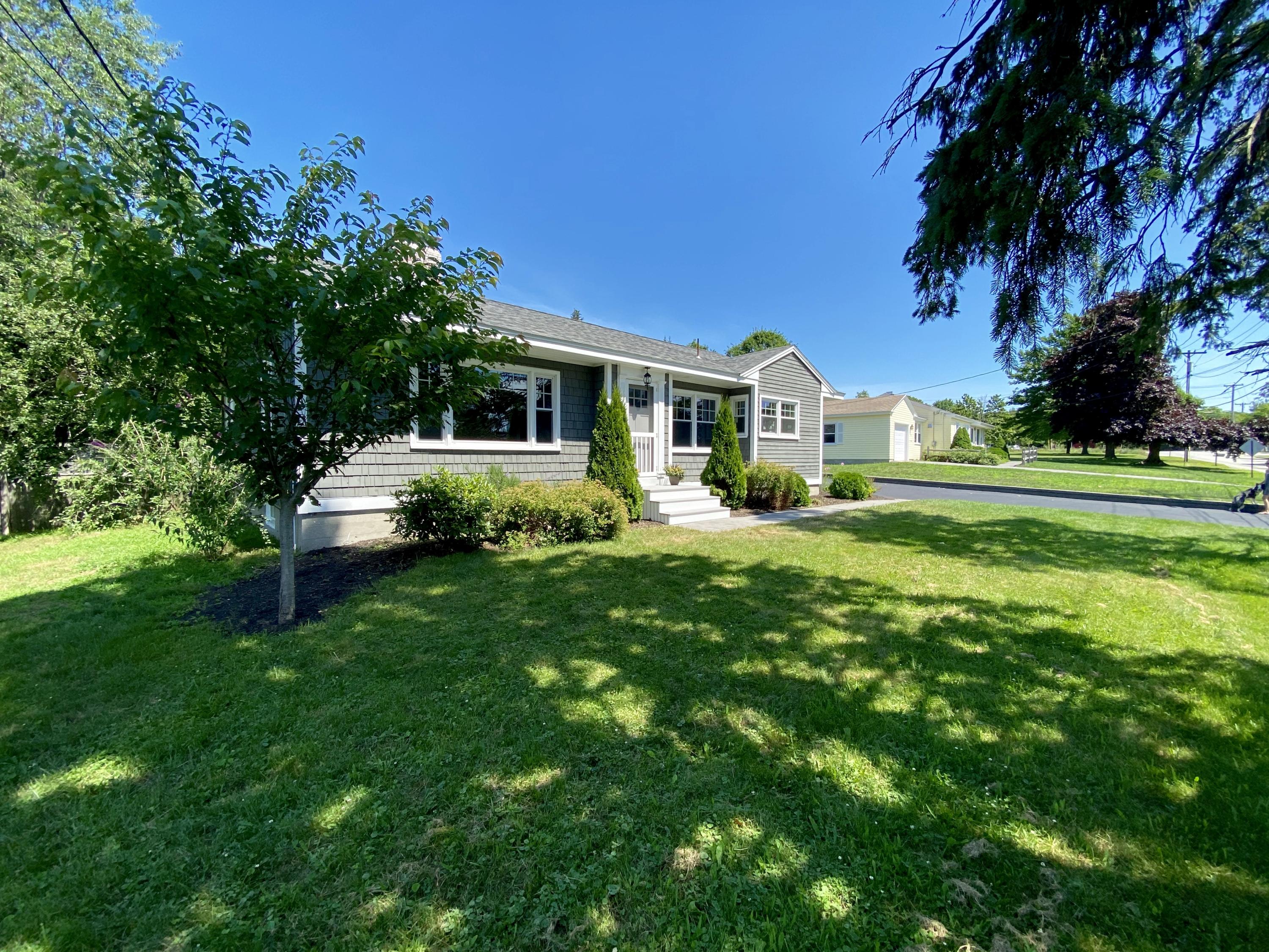 15 Scott Dyer Road Cape Elizabeth, ME 04107 - Photo 31 of 69 IMG_1016