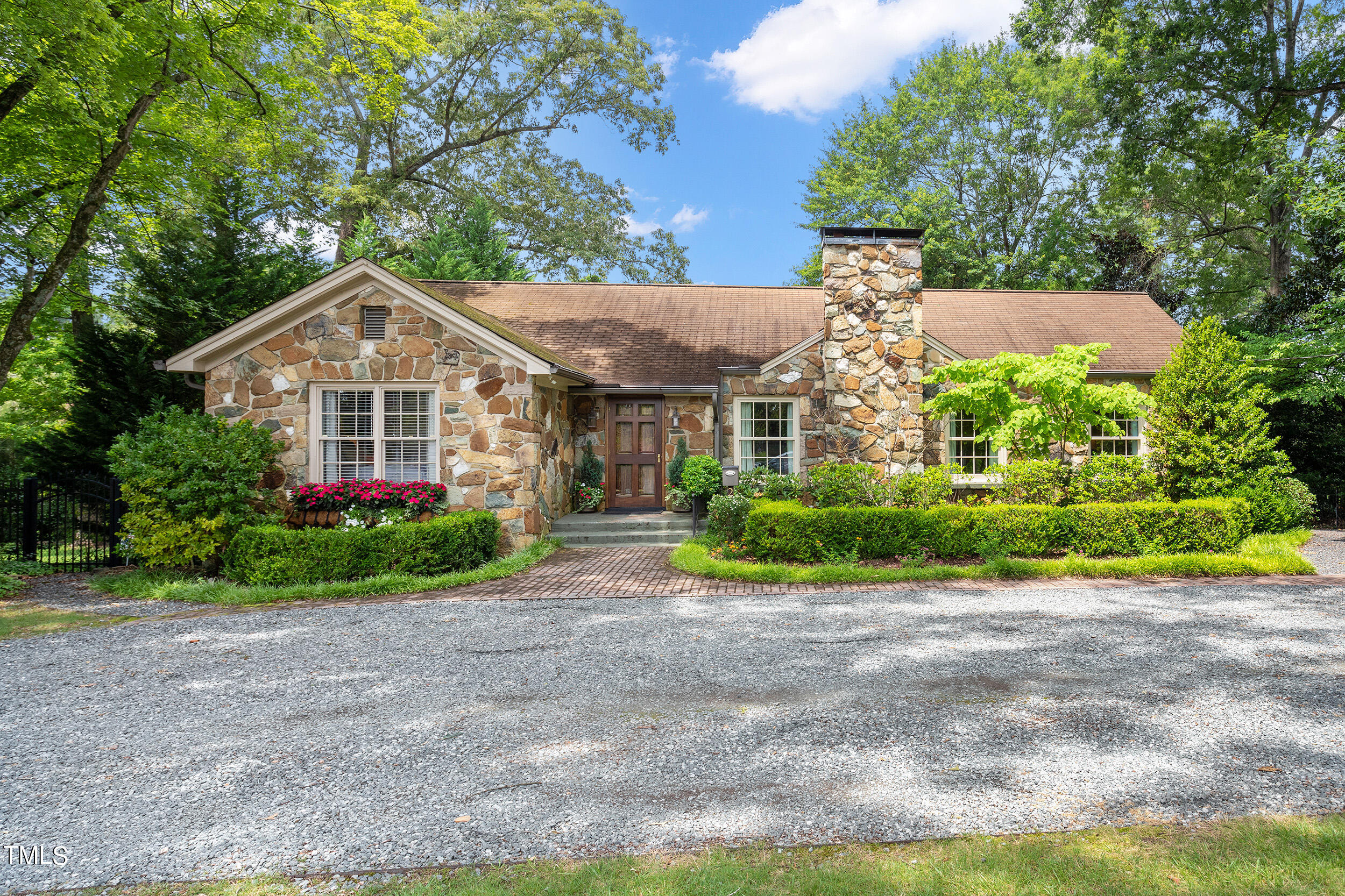 2511 St Marys Street Raleigh, NC 27609 - Photo 1 of 39 2511 Saint Marys Street_01