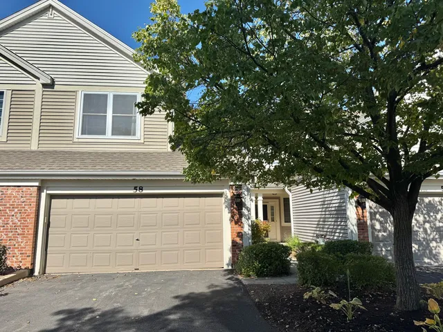 $2,700 | 58 West Briarwood Drive, Streamwood, IL 60107