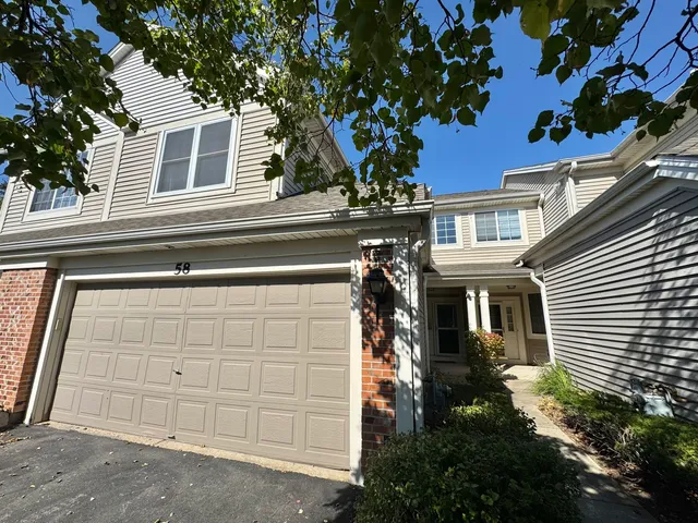 $2,700 | 58 West Briarwood Drive, Streamwood, IL 60107