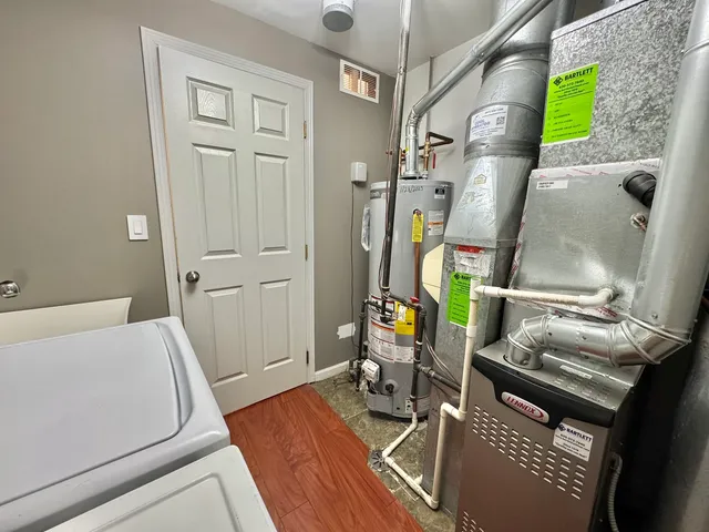 $2,700 | 58 West Briarwood Drive, Streamwood, IL 60107