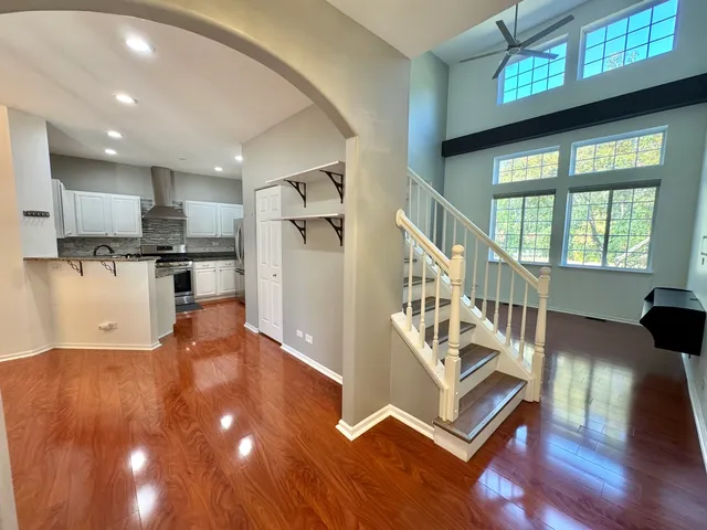 $2,700 | 58 West Briarwood Drive, Streamwood, IL 60107