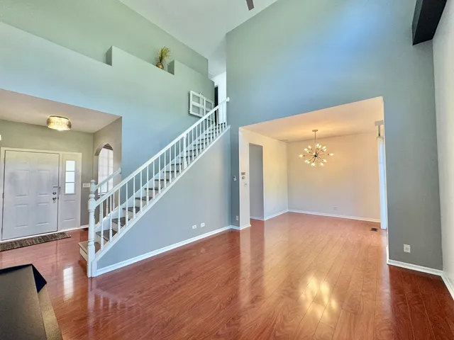 $2,700 | 58 West Briarwood Drive, Streamwood, IL 60107